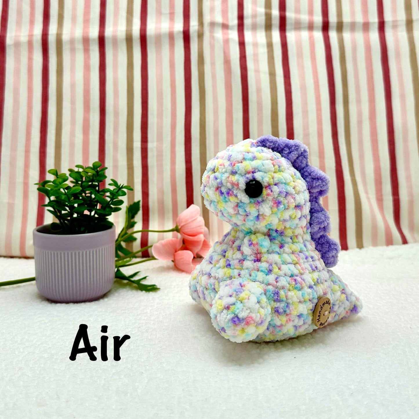 Chubby dinosaur (Natural elements)