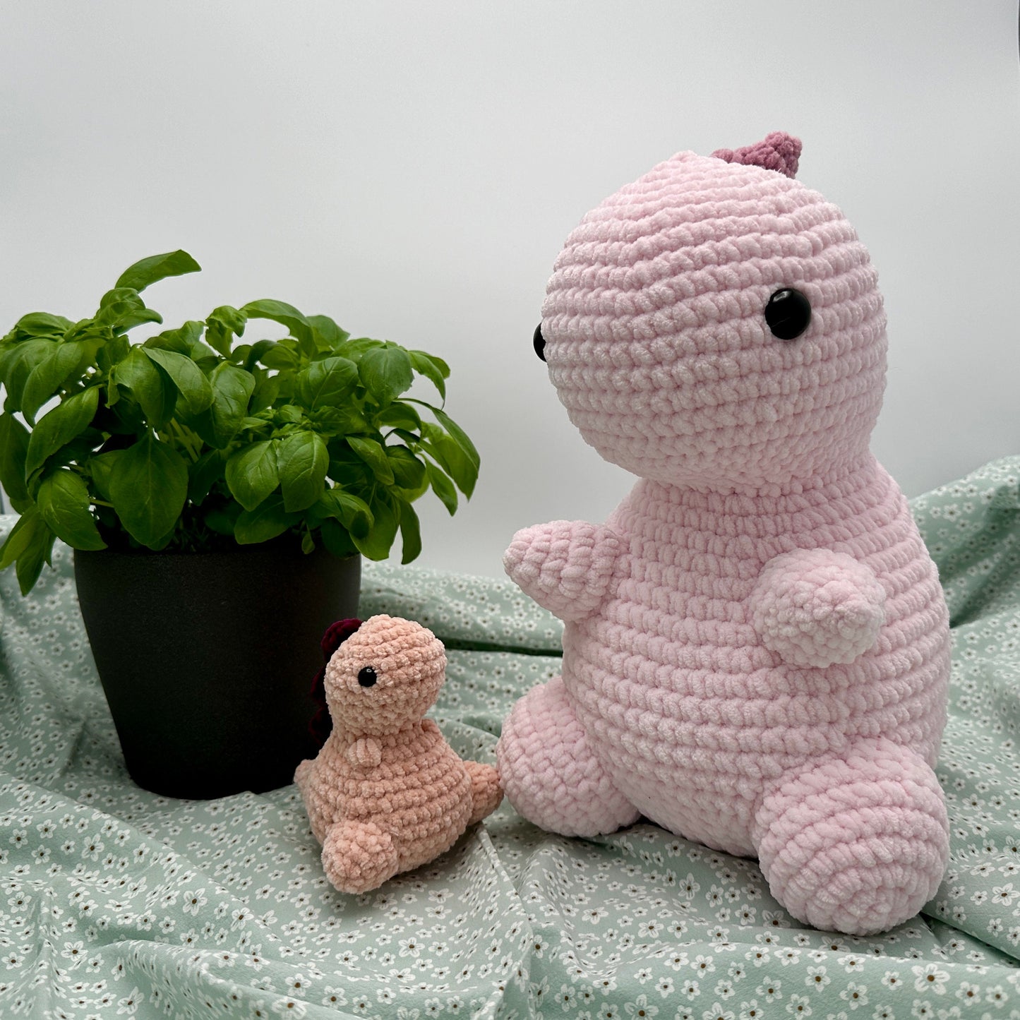 Chubby dinosaur (Large)